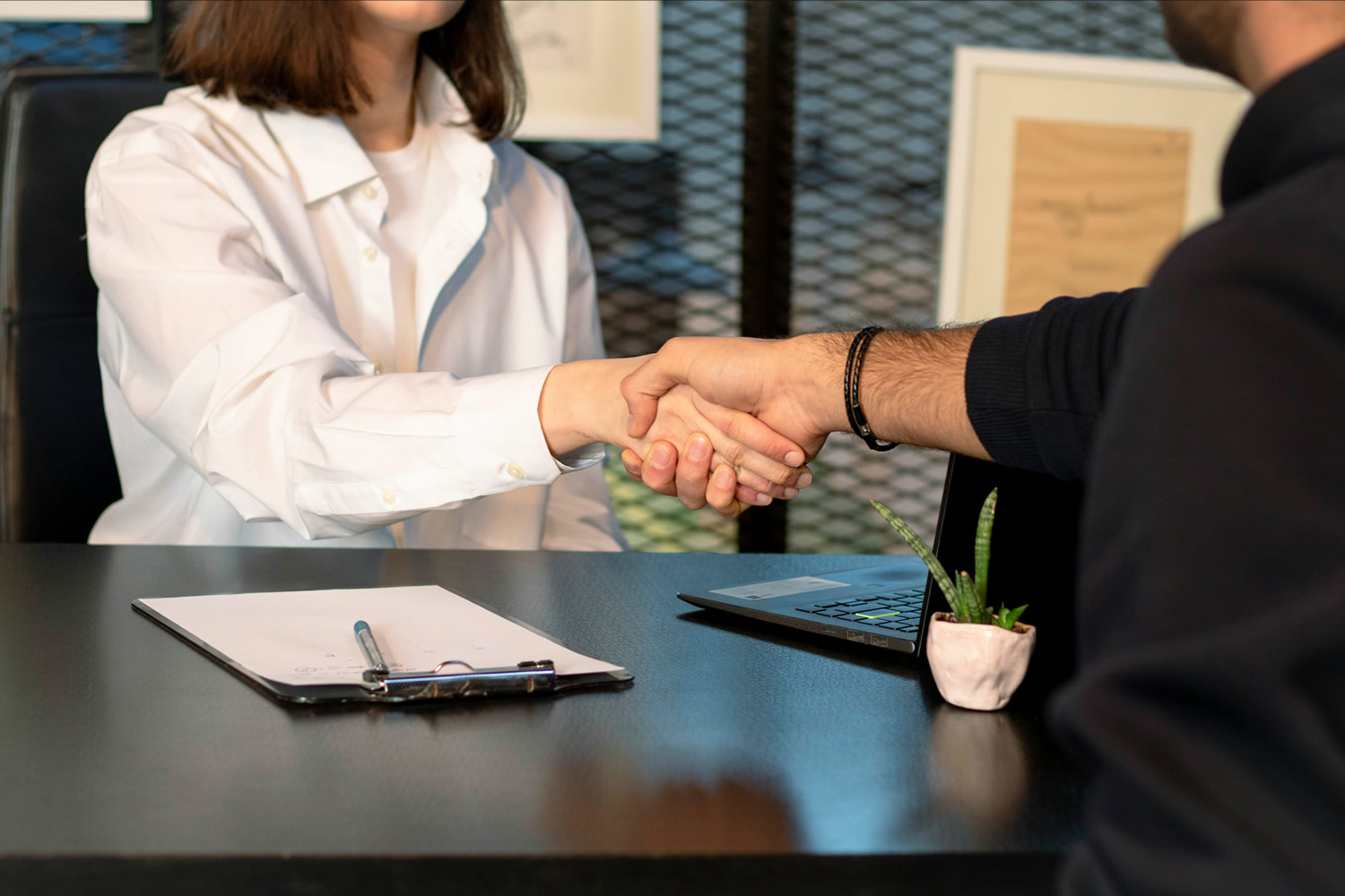 Dicas para a fazer a diferença na entrevista e impressionar
